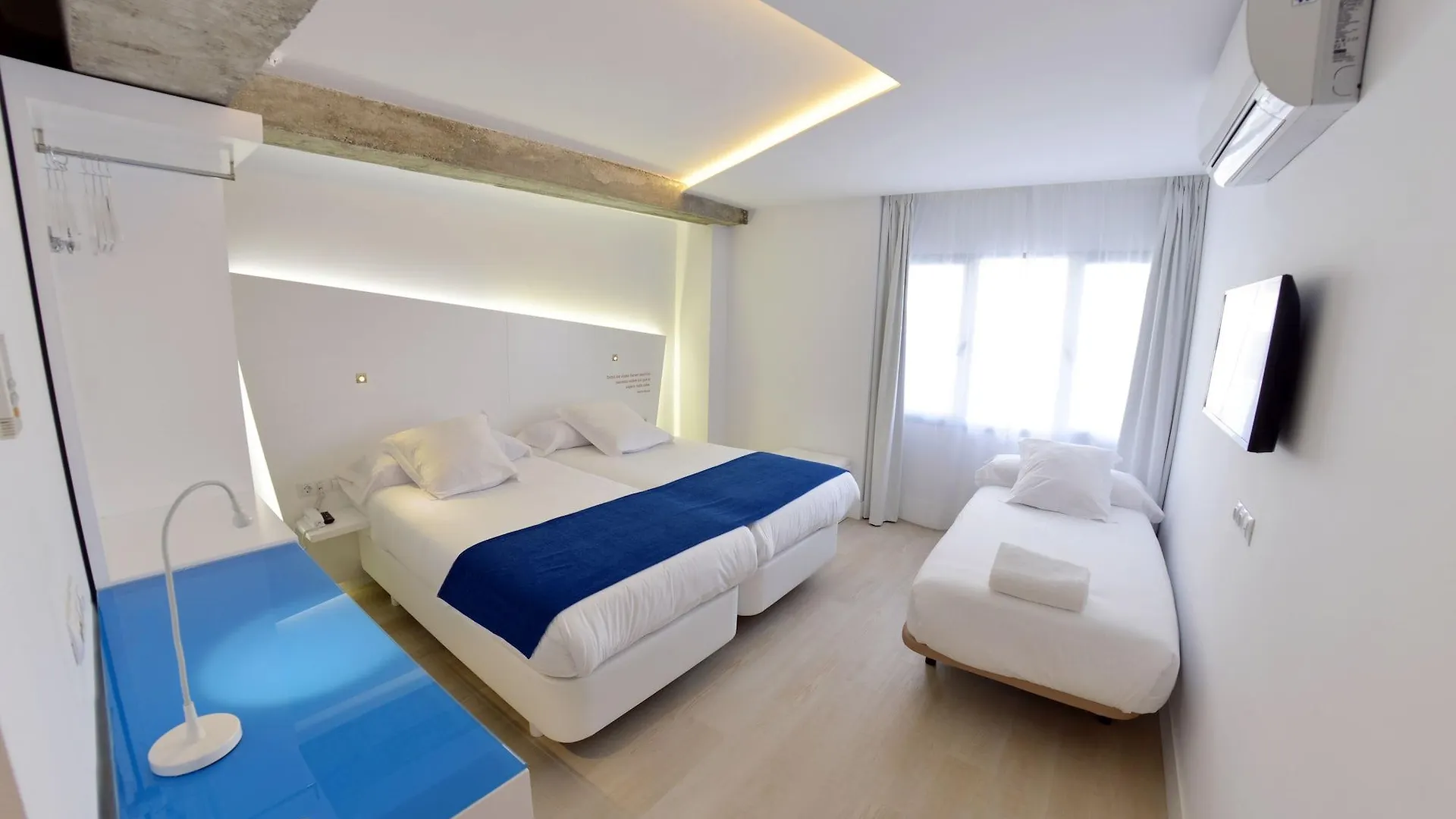 Atarazanas Malaga Boutique Hotel 3*,