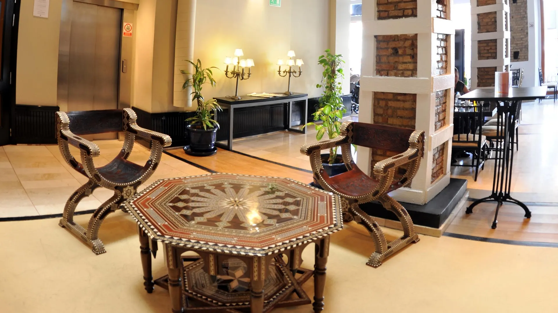 Atarazanas Malaga Boutique Hotel