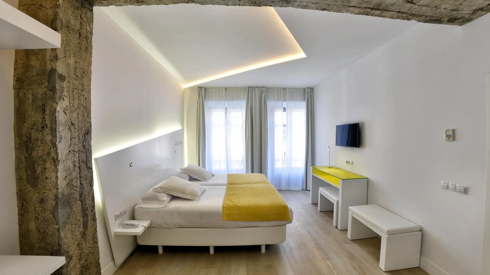 Atarazanas Malaga Boutique Hotel