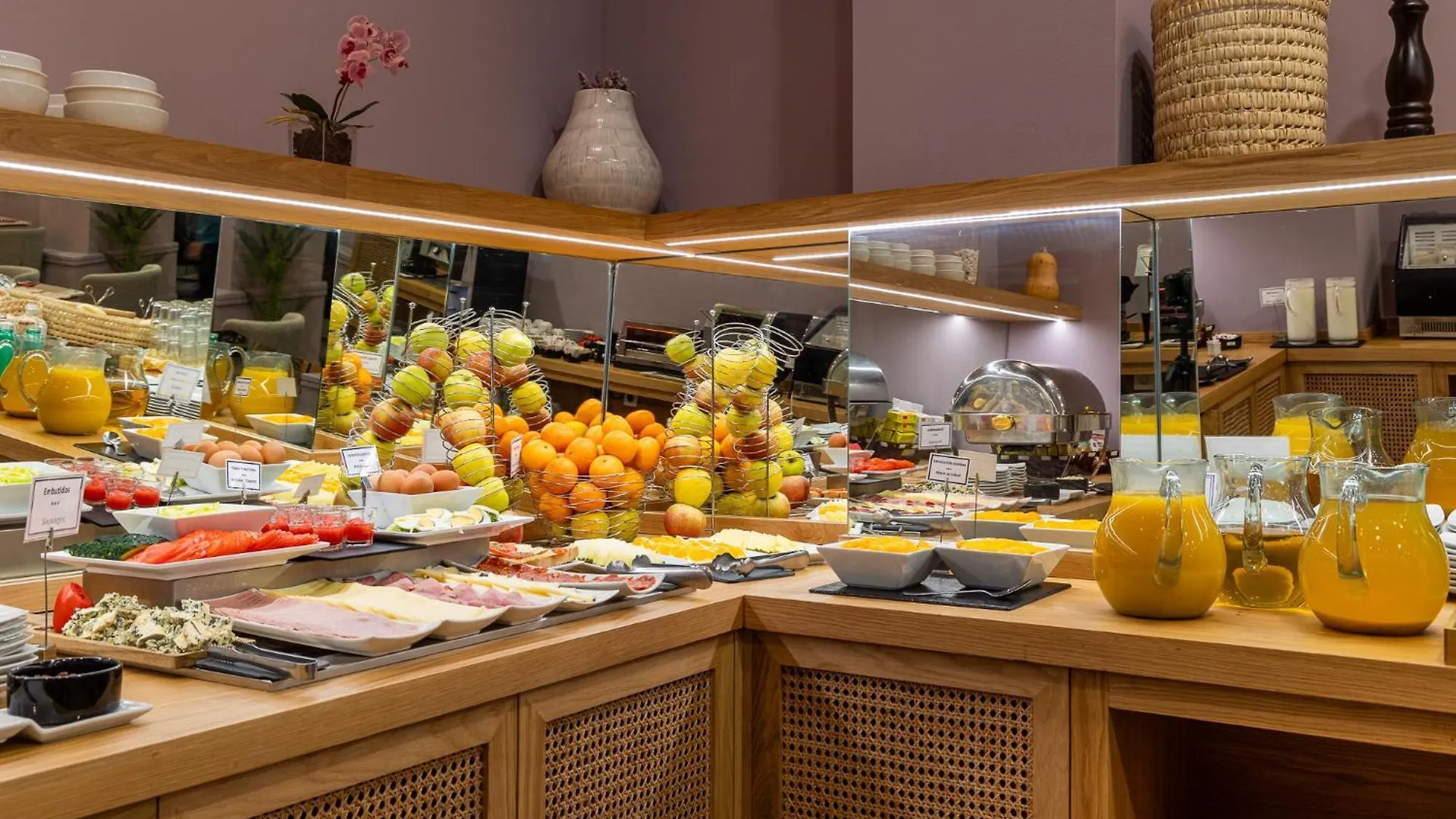 Atarazanas Malaga Boutique Hotel 3*,  Spain