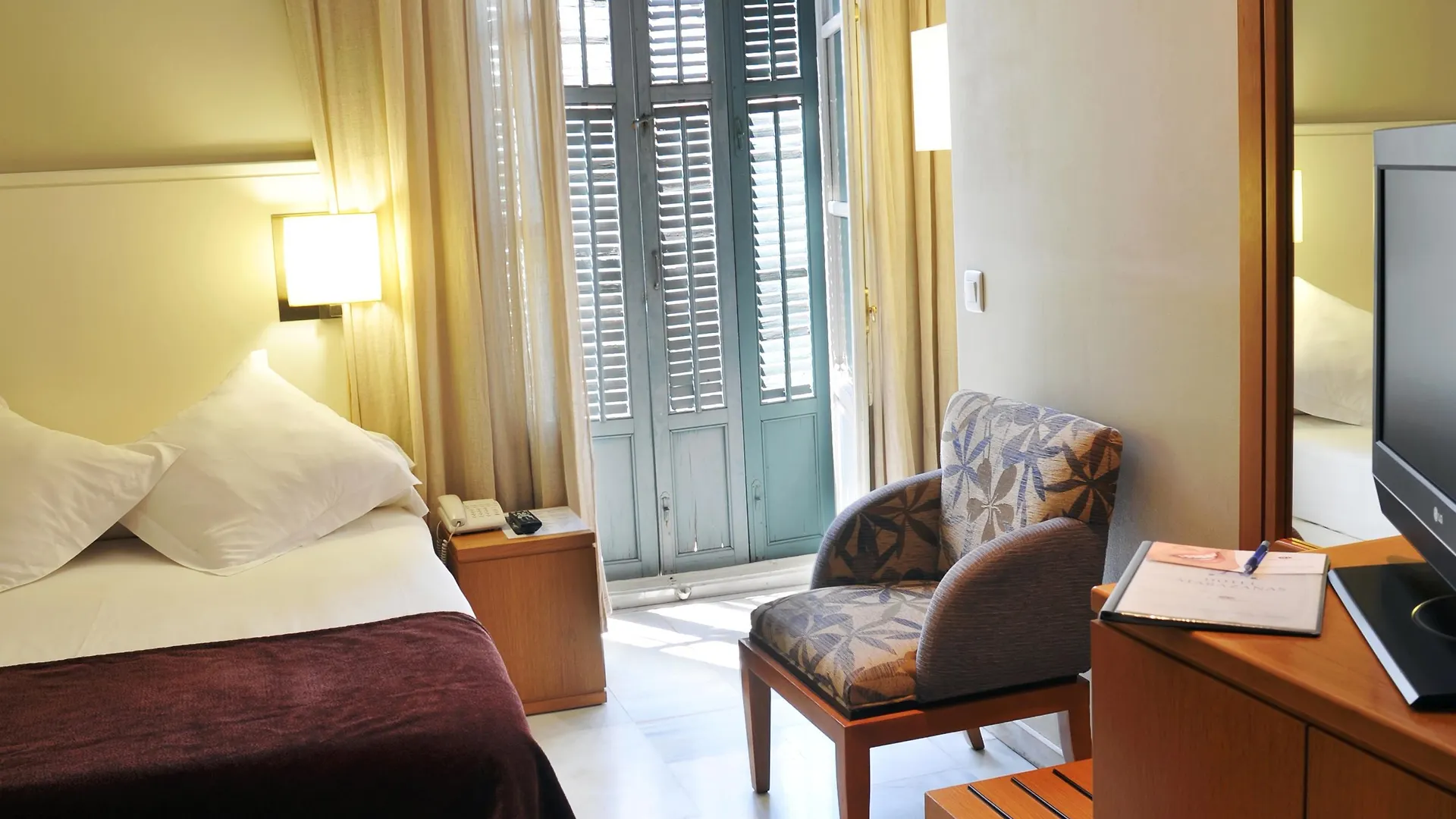 Atarazanas Malaga Boutique Hotel